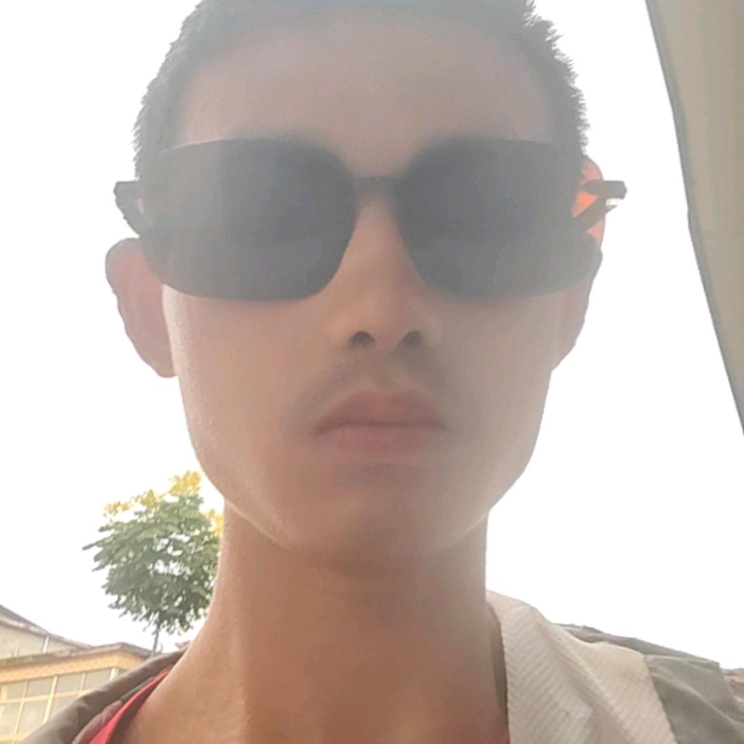 999刘老板爱一个人爱到天涯海角。