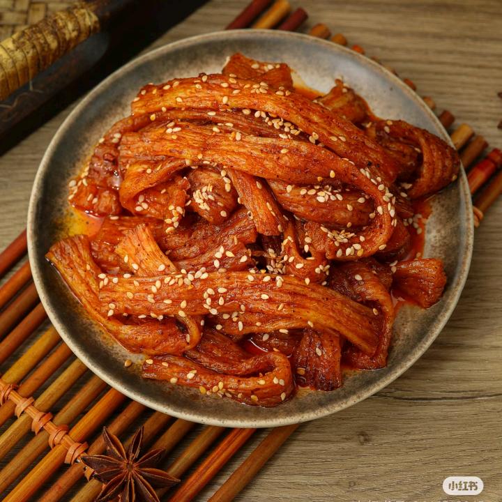 嘿哈丁手工辣条🍂