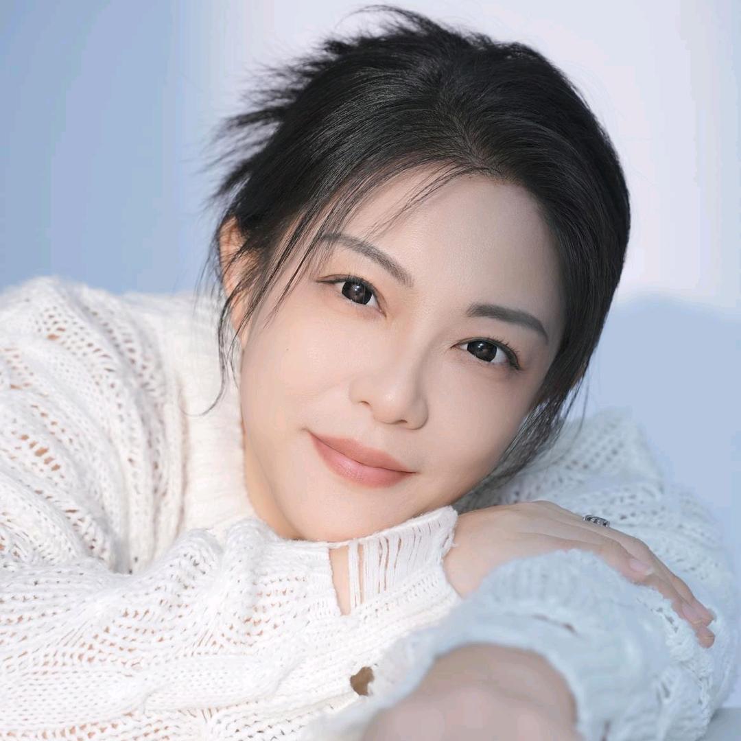 皮肤管理师田甜