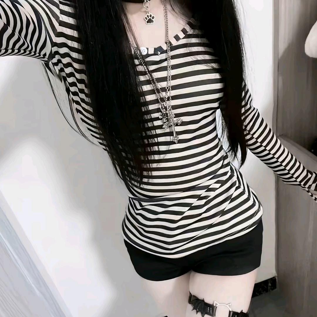 瑜念伊