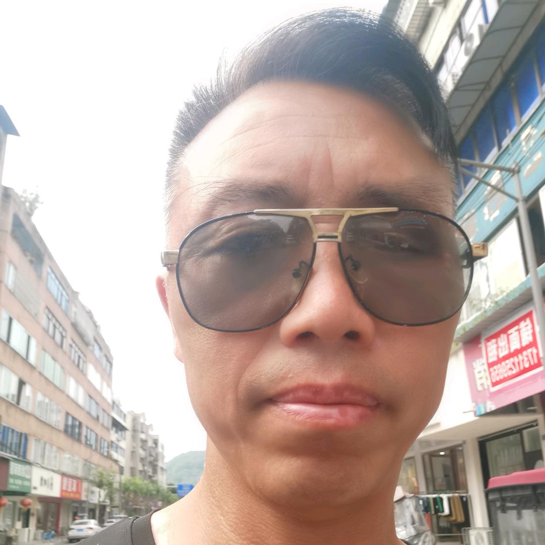 建国:兄弟