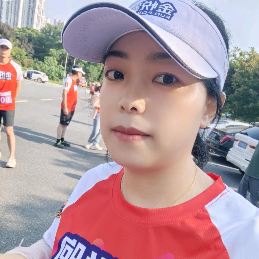 赣县  连姐卖瓷砖