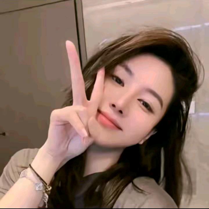 月月不吃鱼《橱窗精选》