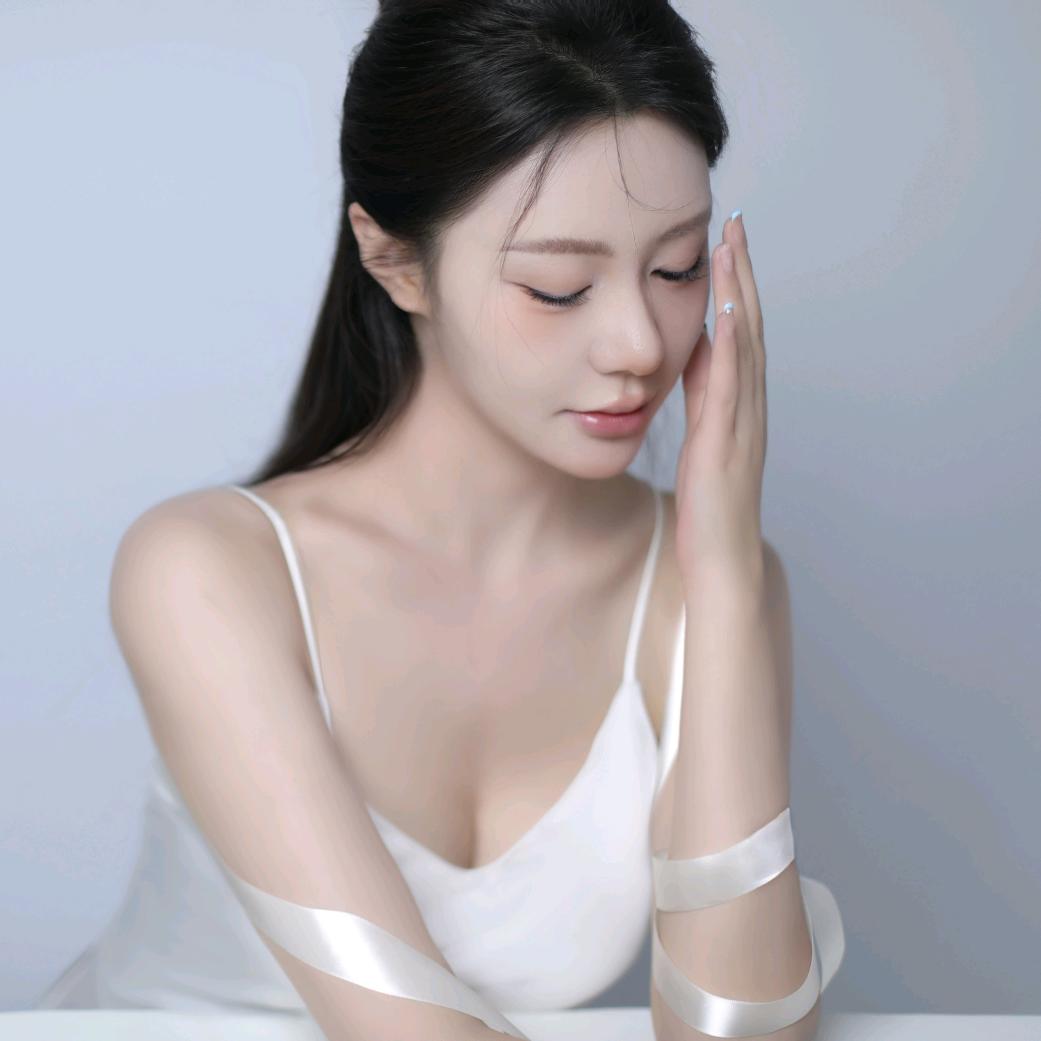 ☀️楚凝 ²⁵¹🎤