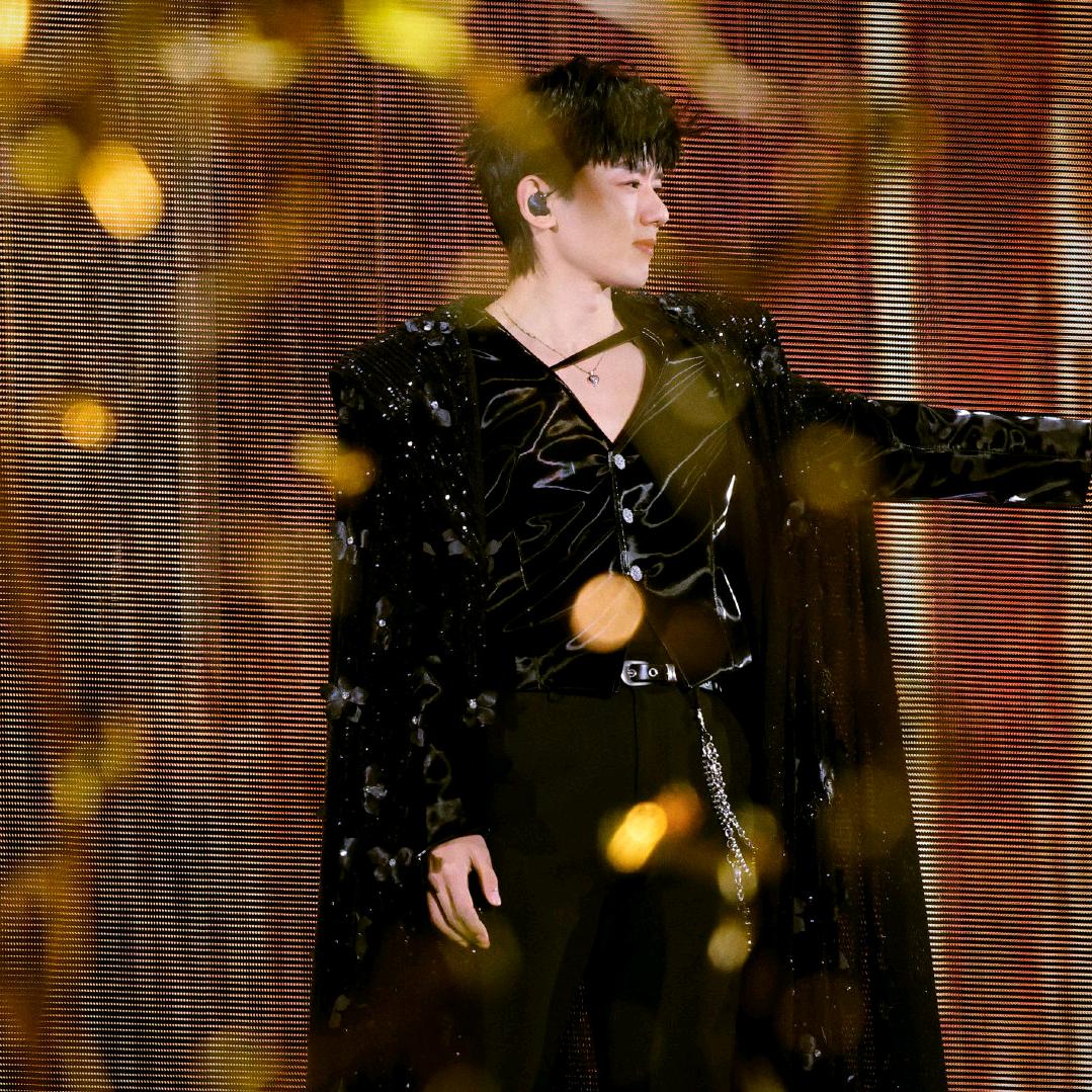 迷妹儿.💙（看过张杰版）