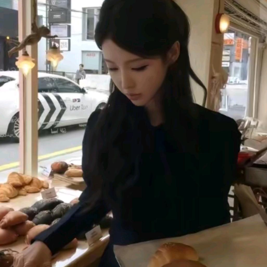 小熊.