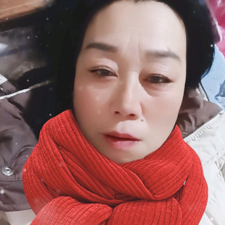 爱跳广场舞的玲