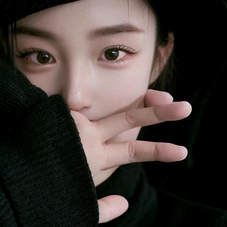 看见一个水一个