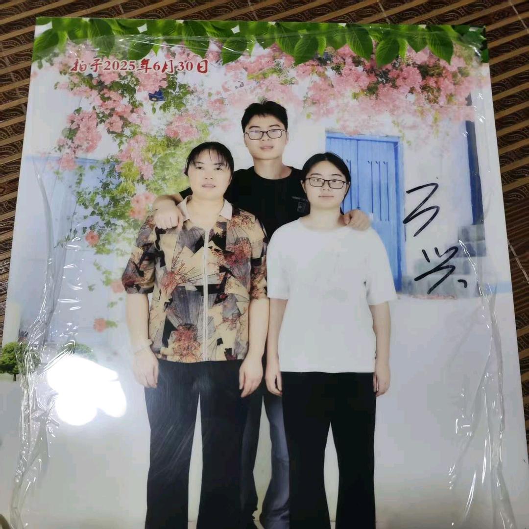 1979年的钱术🎤🌈💨🌹