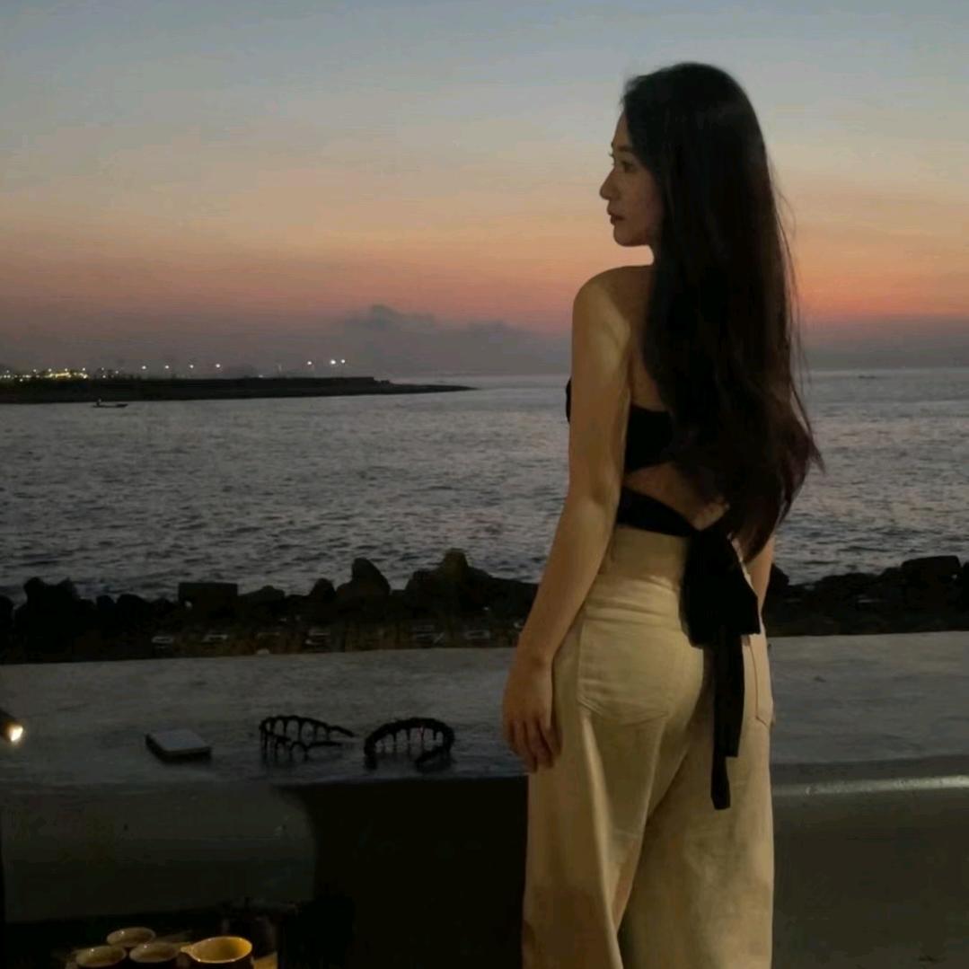 小曼