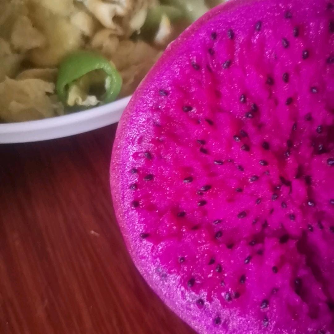 茹忆