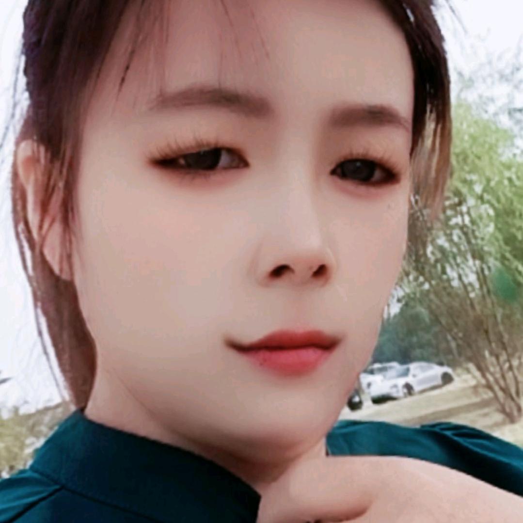 80后摆摊卖烤肠的郑姐