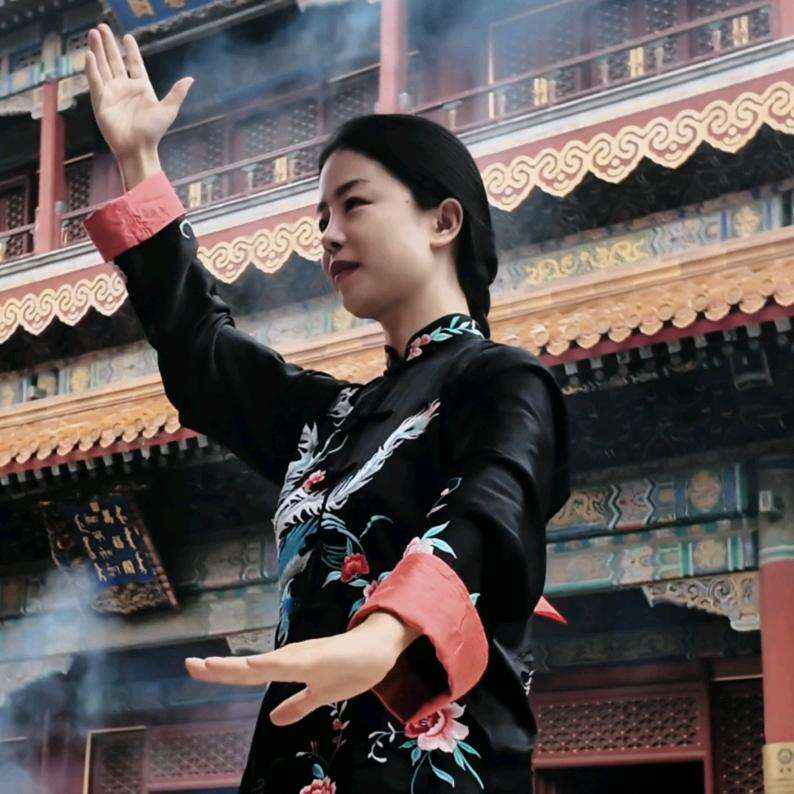 龙骄尔