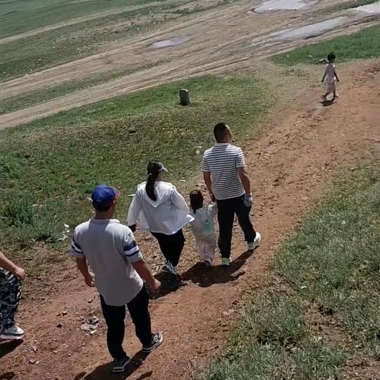 专业做防水，拆墙，喷墙固，铺地保