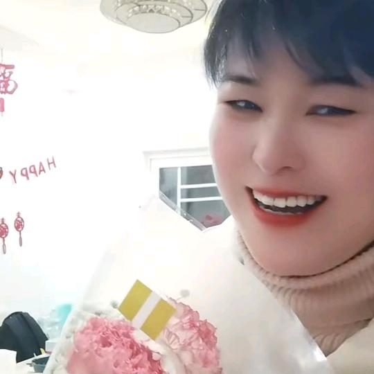 淮南徐姐九宫格分享经历生活🍀🌻