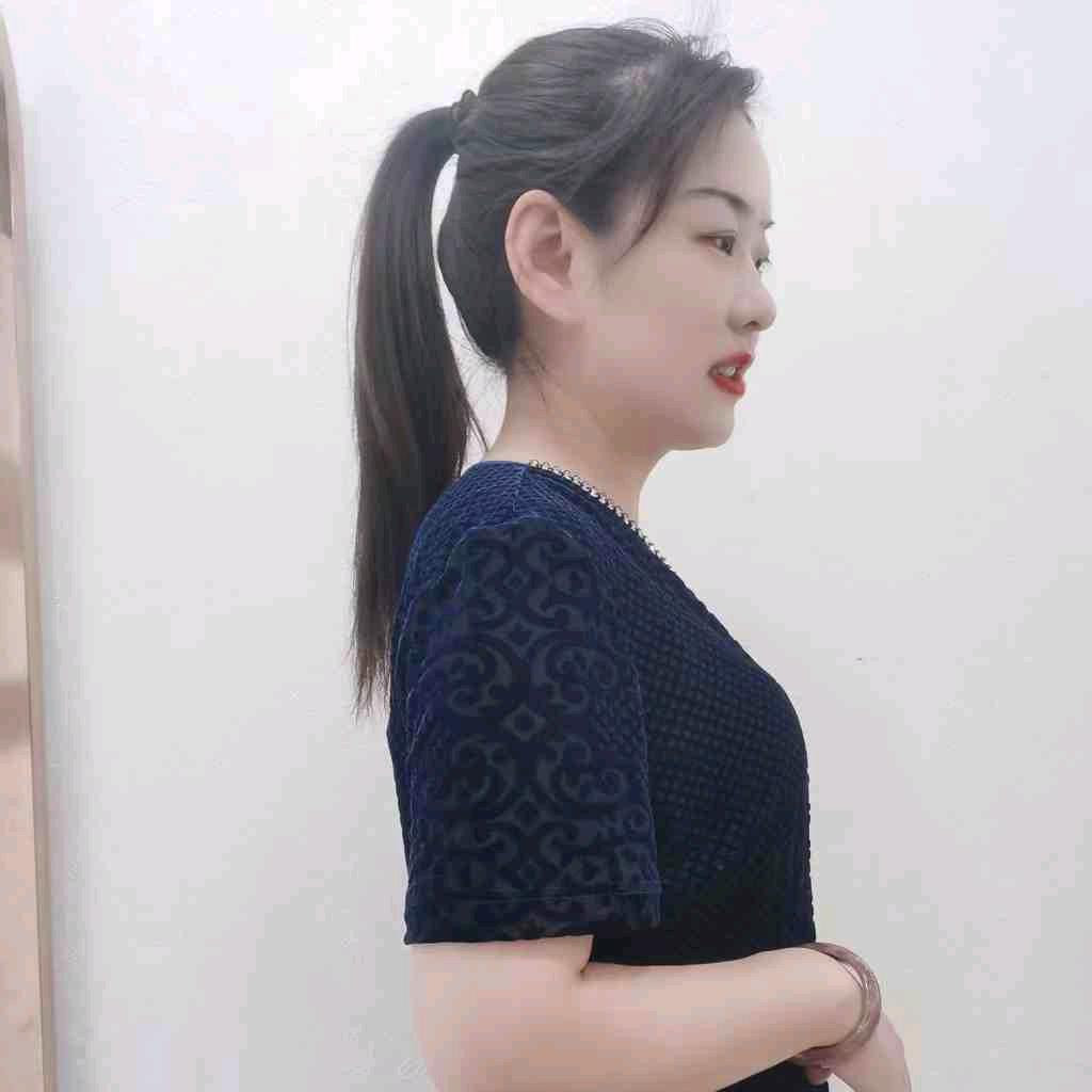 秀巧精品女装