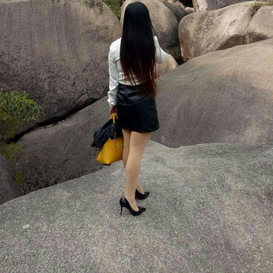 两个小孩的宝妈。