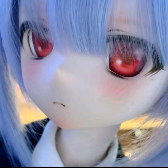 玲玲控