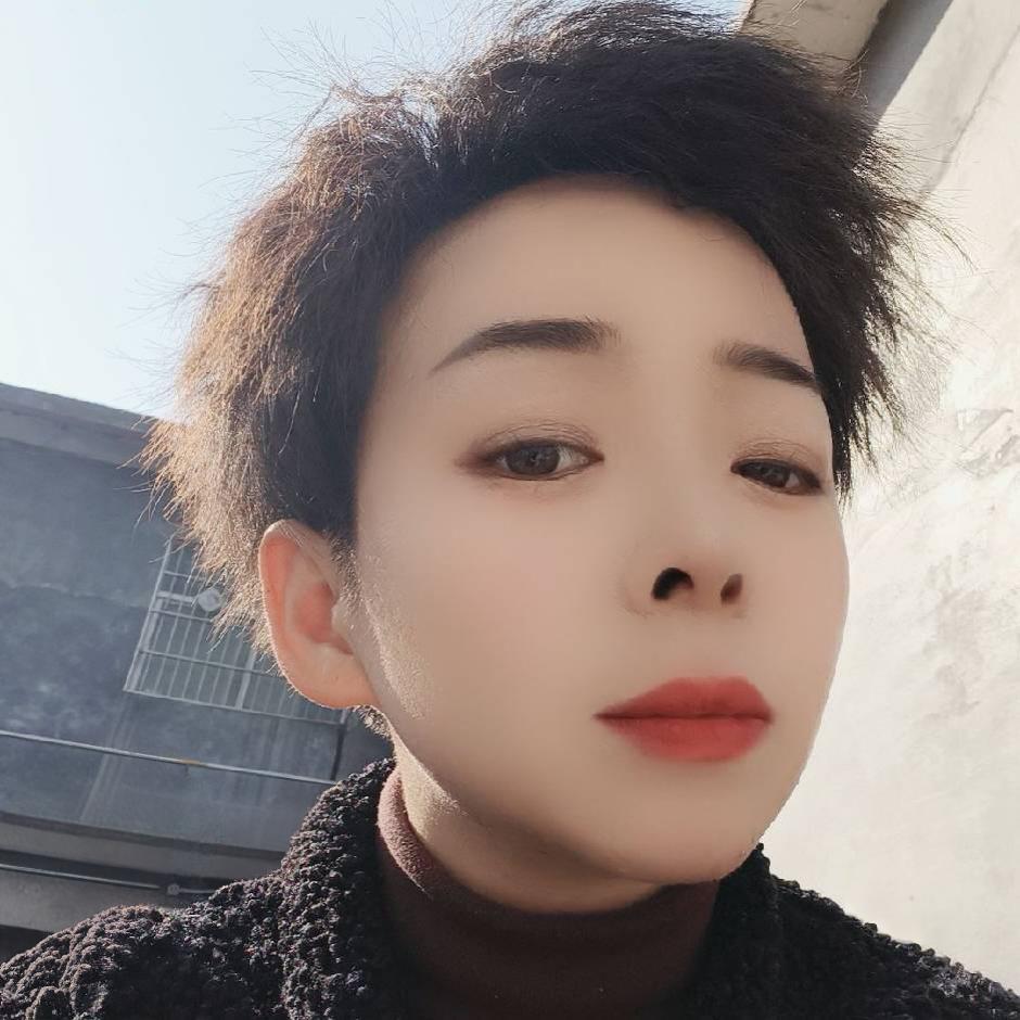 龚翠