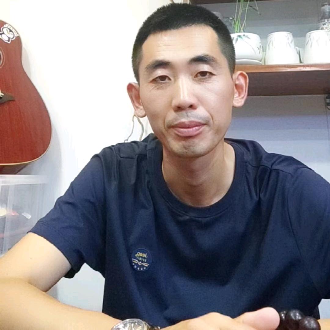 执珠于书海雪乡