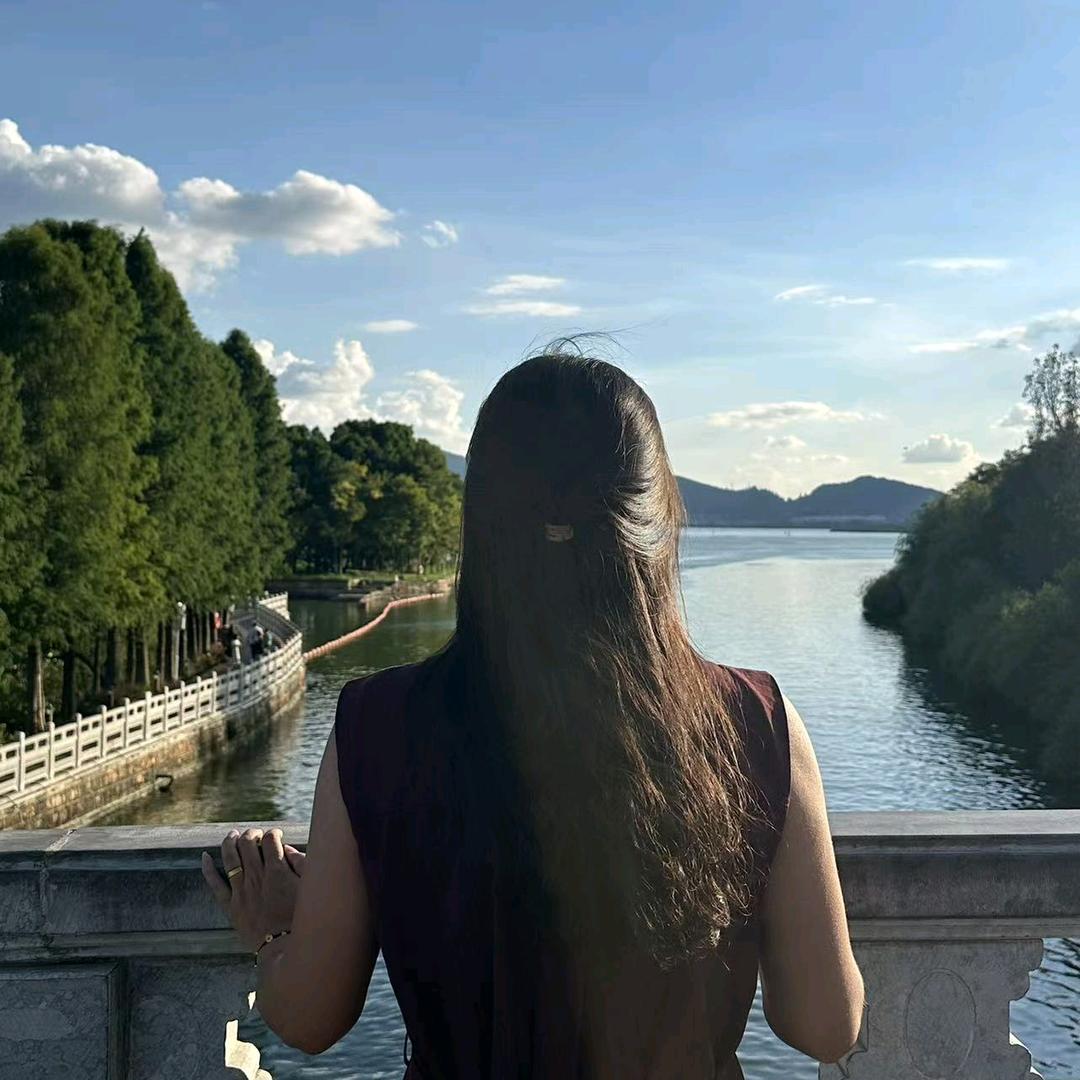 A  yue T shuang
