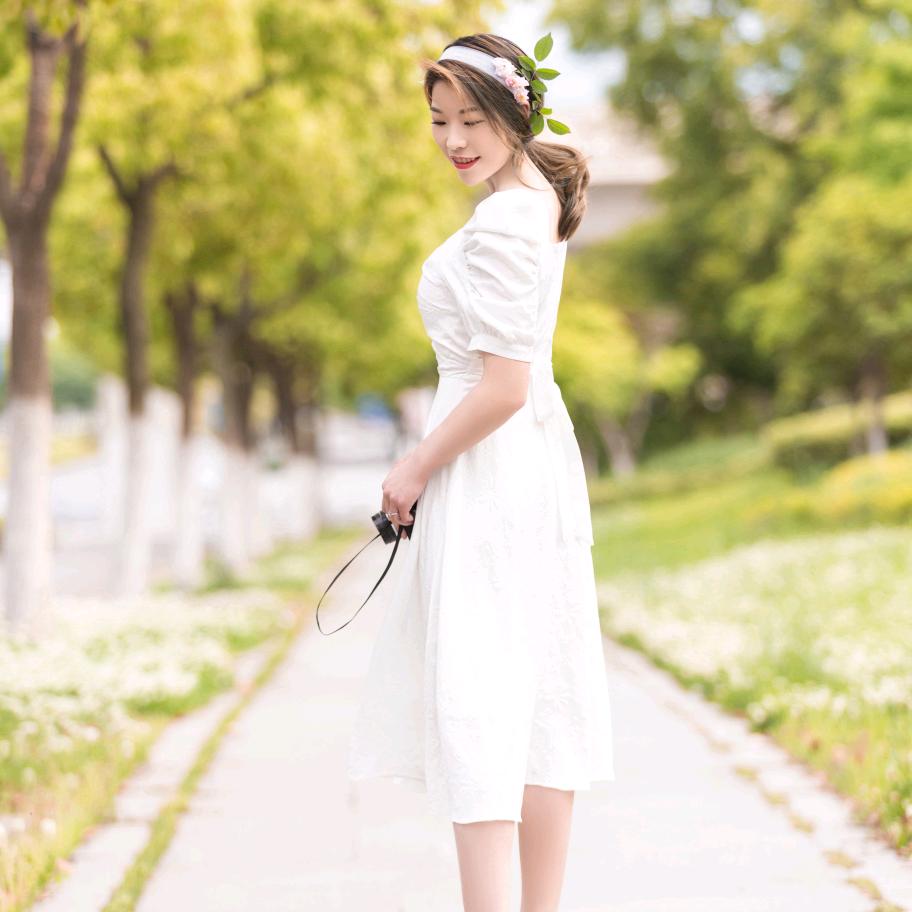 90后的阳光女孩🌹🌹🌹
