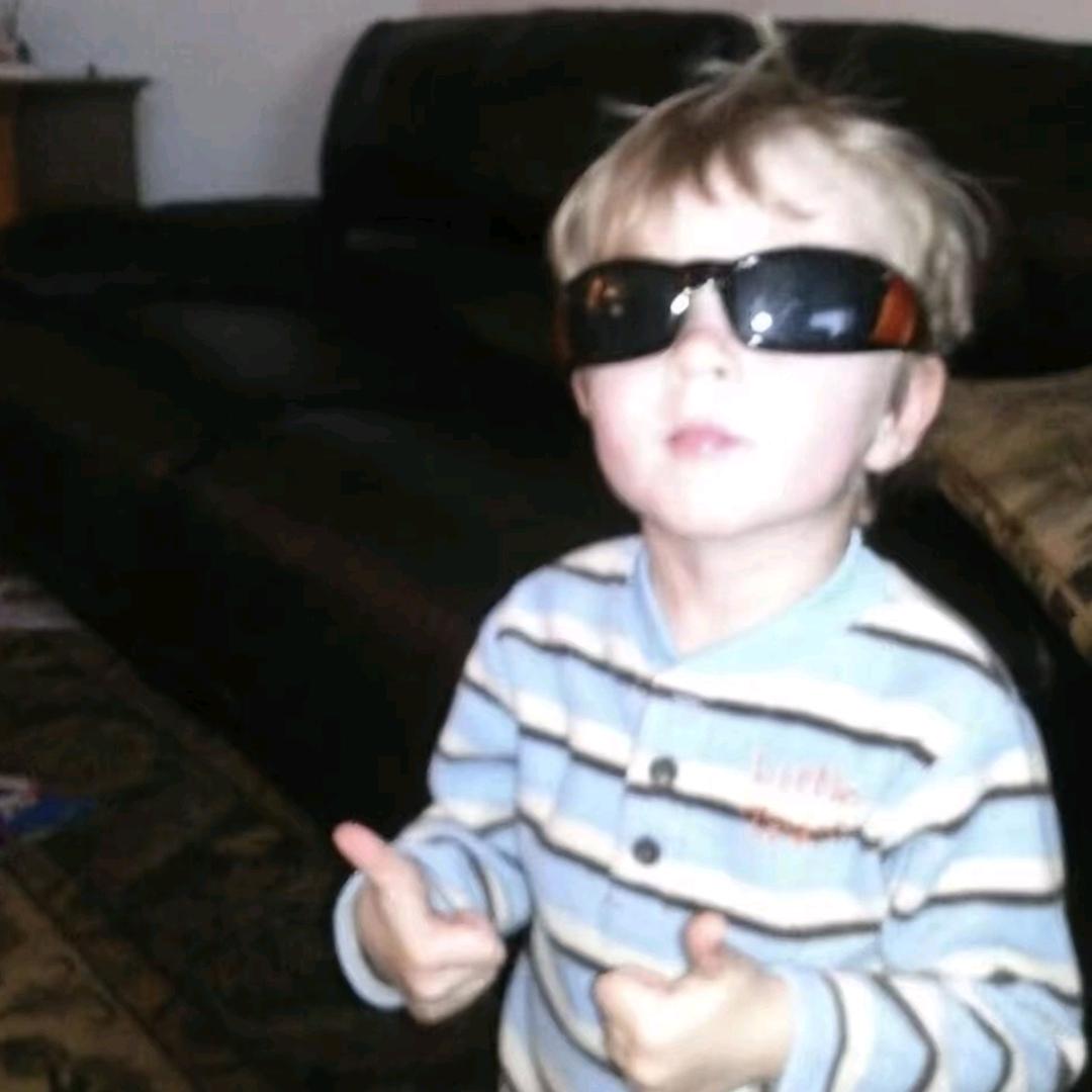 77！🚶🏻‍♂️