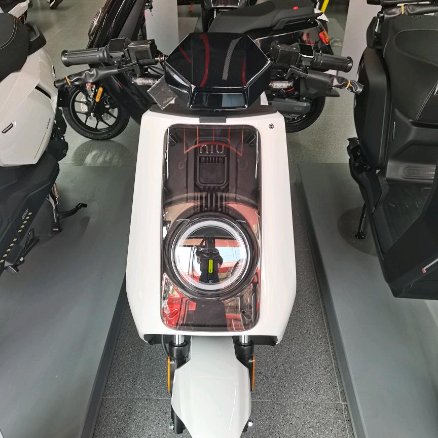 小牛电动   嘉陵摩托