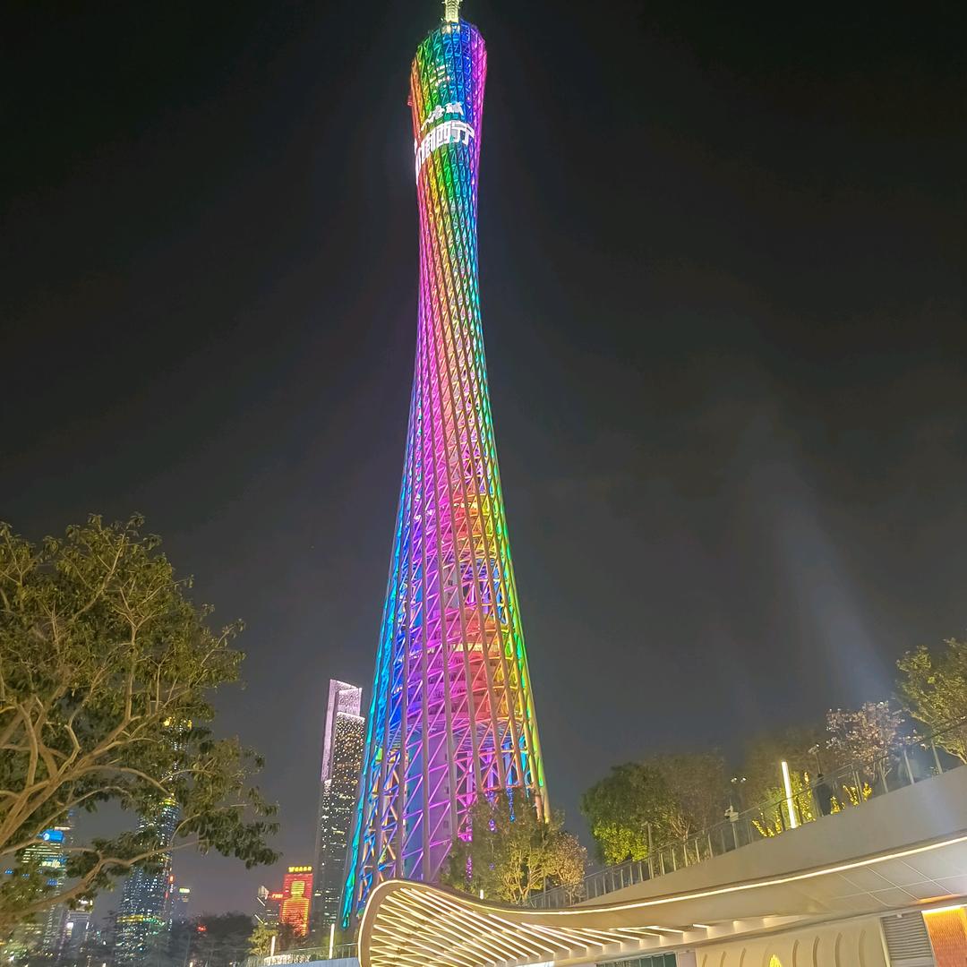 胡伟