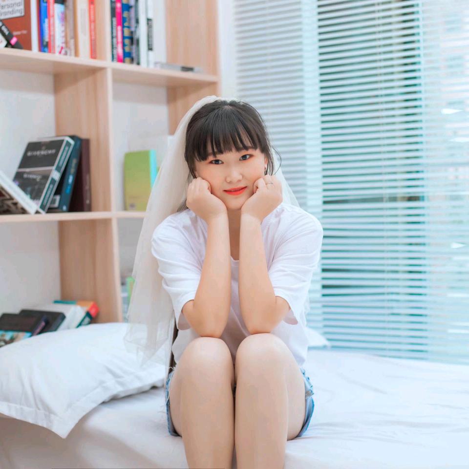 我在关注你哦！😛