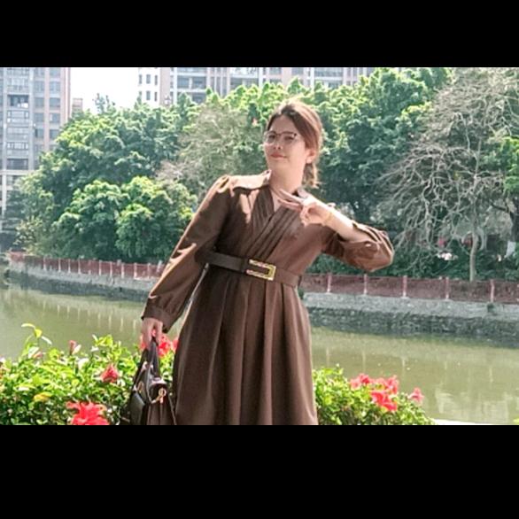 三棵树灏顺建材～甘姐