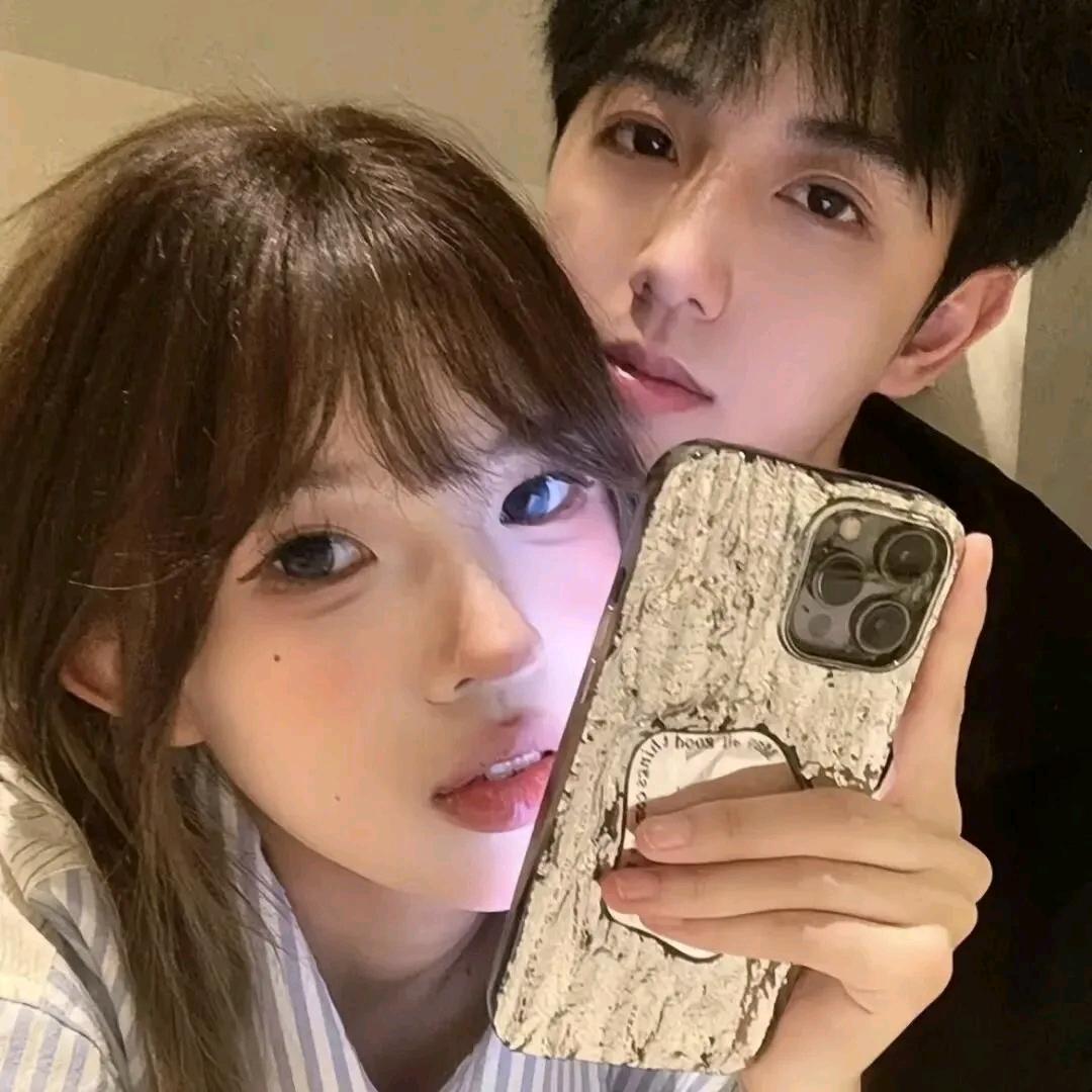 迟来的深情比草轻贱