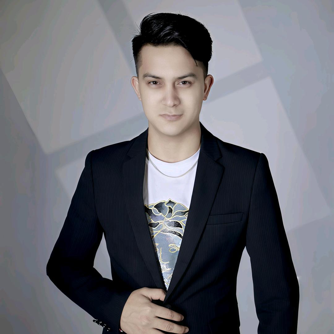 艾力江ΕʆίյαηΑɓδմʆʆα