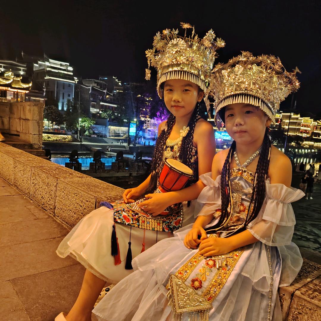 北鼻👯爱美丽