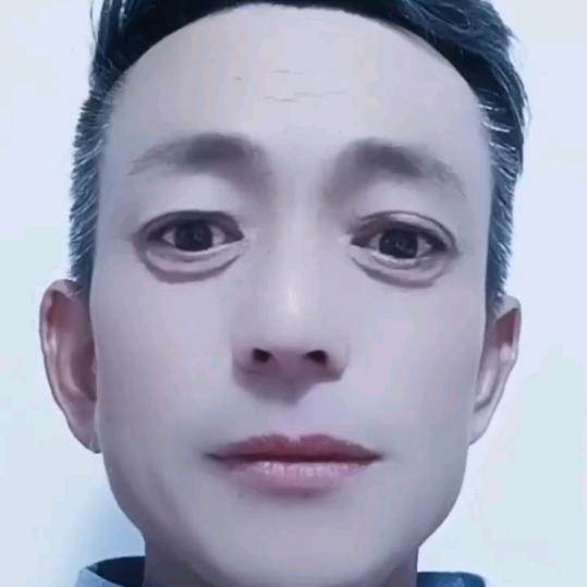 小汤哥