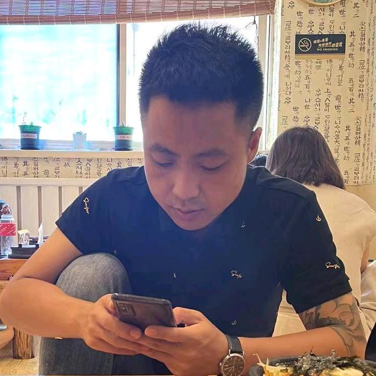 小阿军（哇塞🎤）