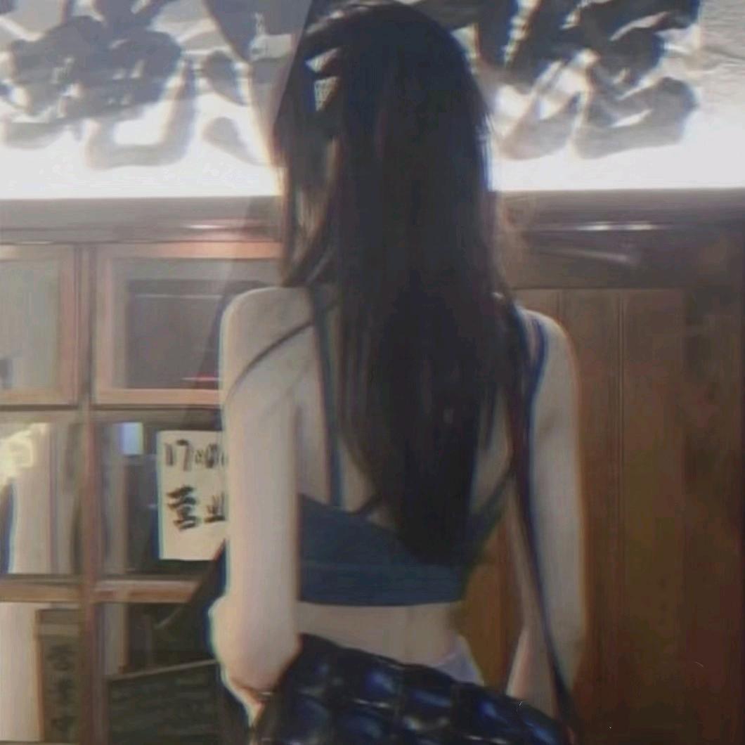 江西机电小晗学长🍁
