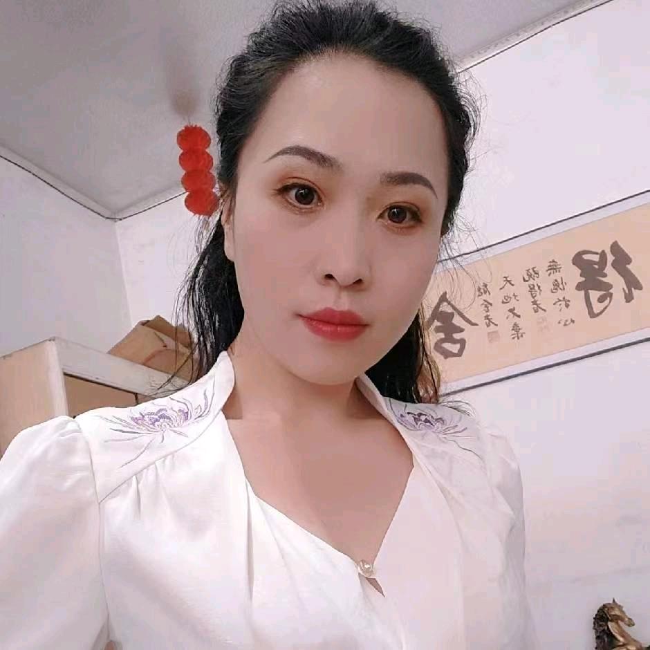 筠连顺诚汽车销售小张