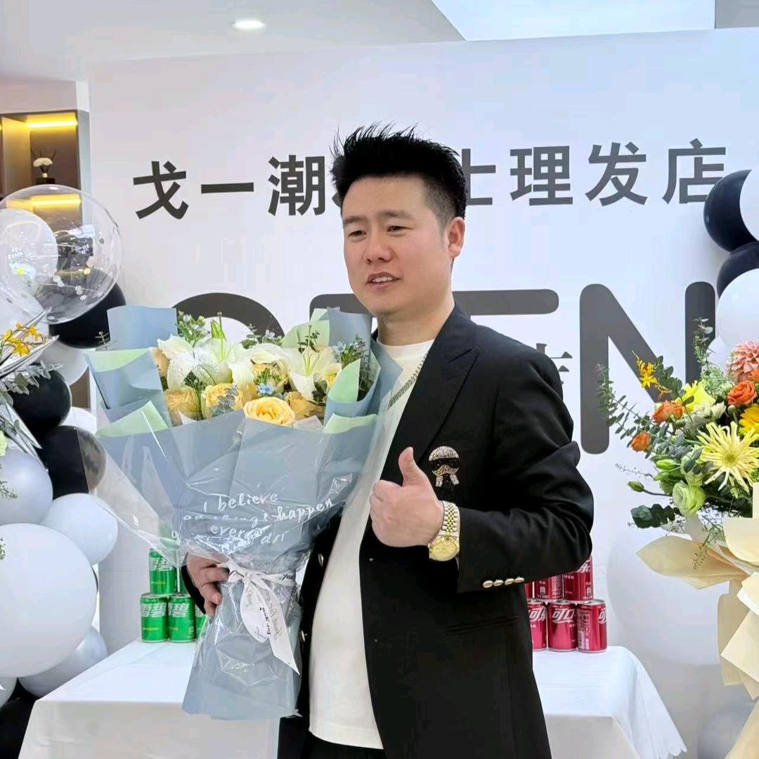 贵阳男士发型设计师凯恩