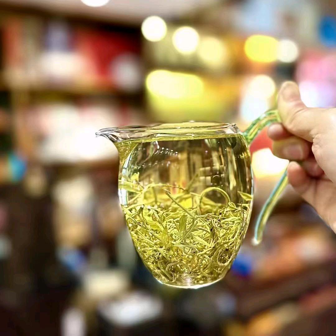 代表太阳晒死你☀️