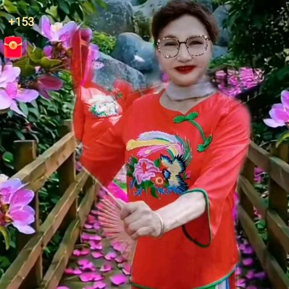 我是快乐的一世倾城