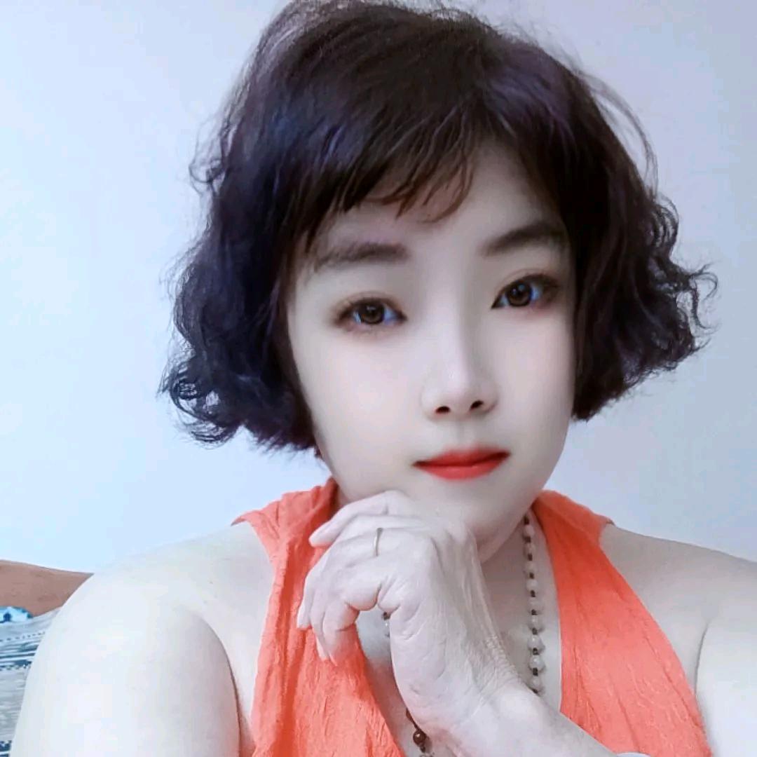 阳光女王！正能量主播！开心，玩！