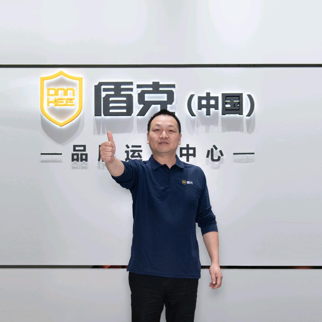 昆明谋哥汽车贴膜