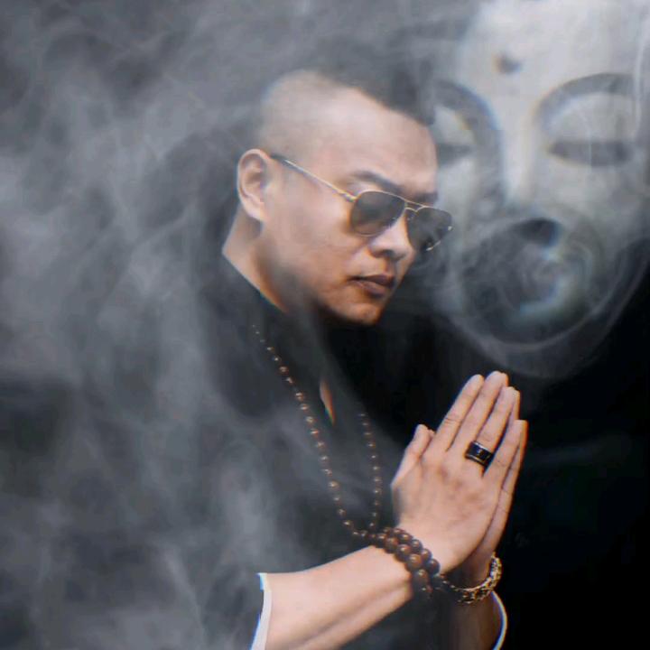 阿峰《大队长》