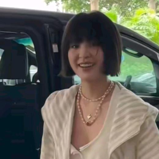 华吉言-时尚穿搭