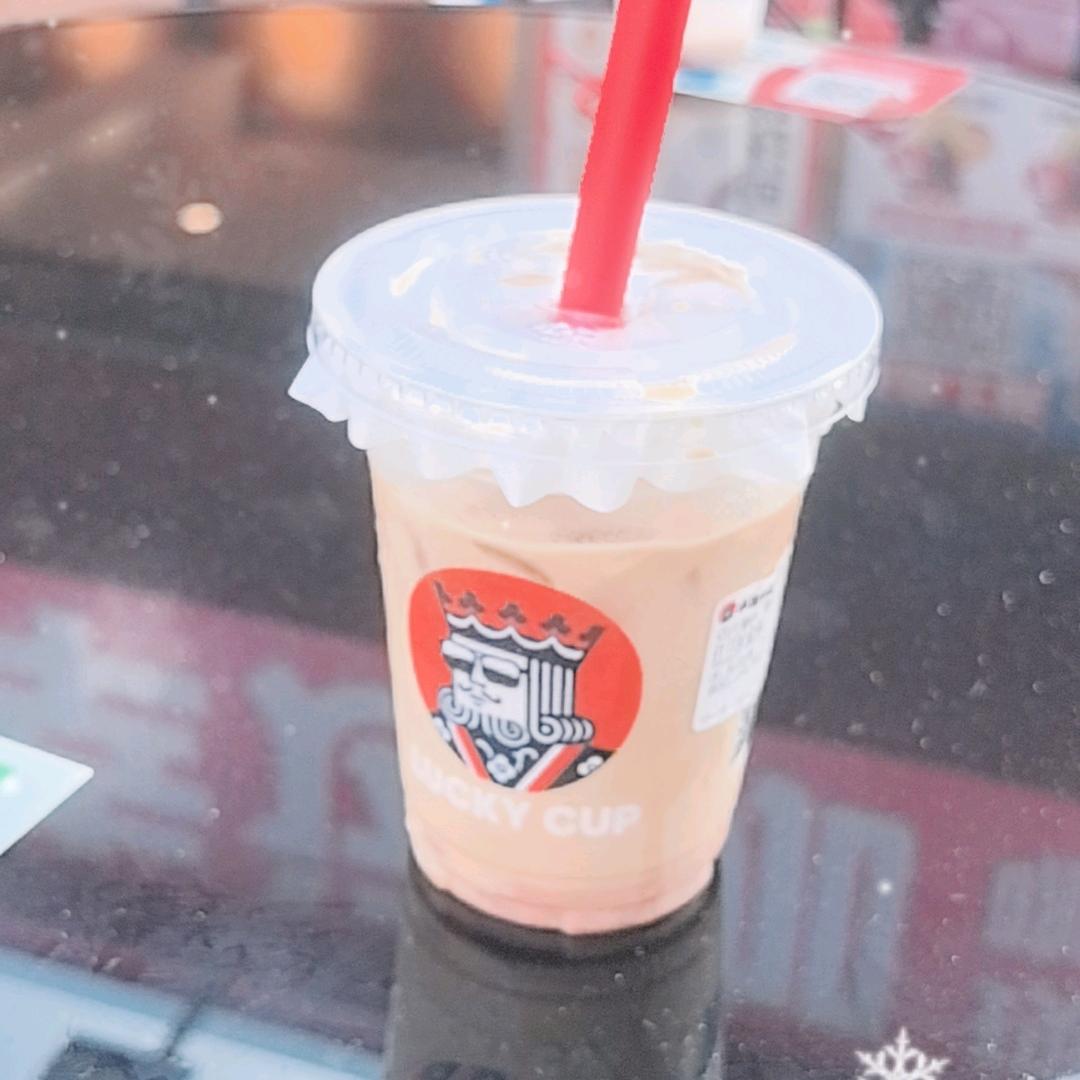 请叫我靓仔