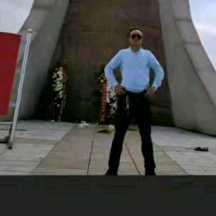 看破红尘渡余生《单身贵哥》