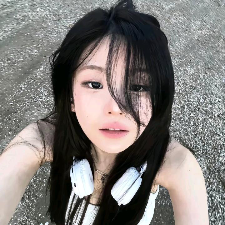 白六