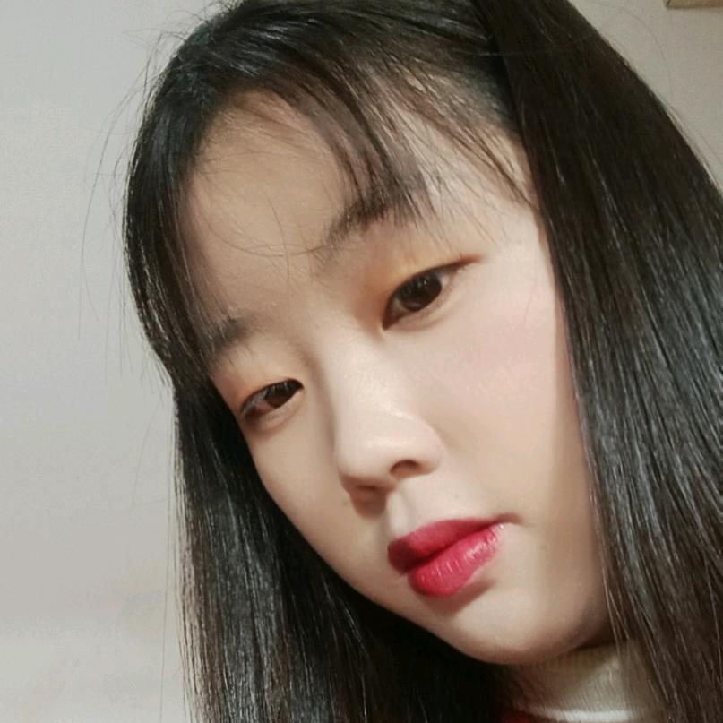 苗族小姑娘