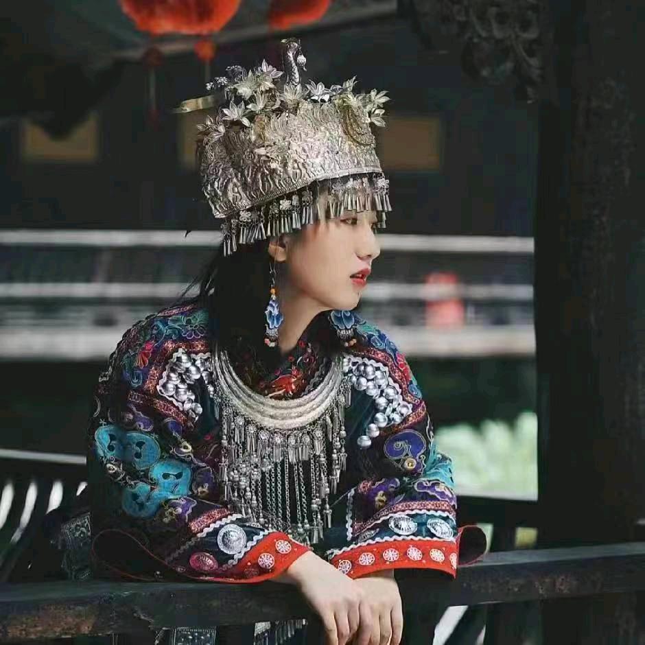 悄悄的@